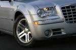 Chrysler 300C 2005 года